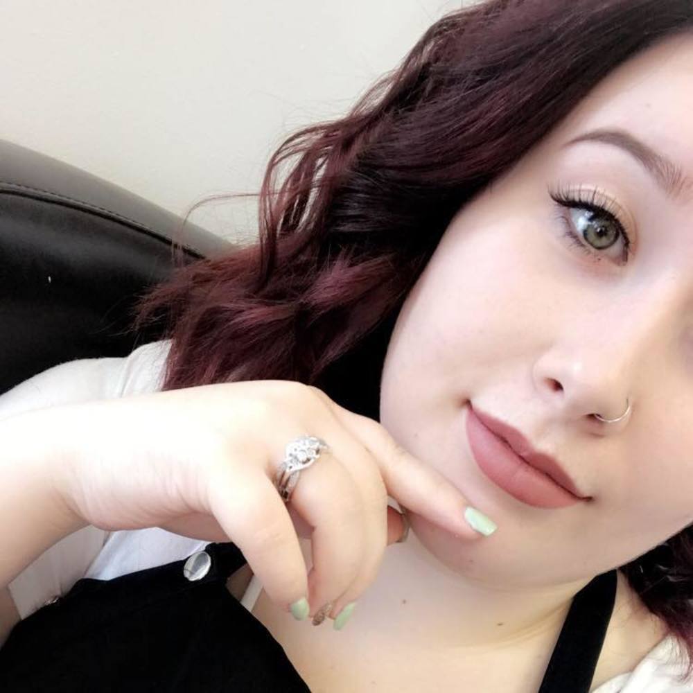 Meet your Posher, Allyson